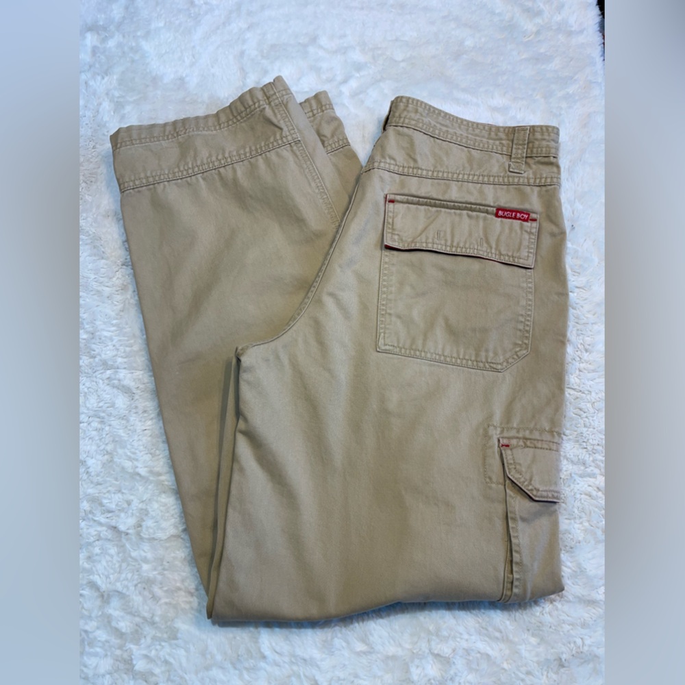 Vintage Bugle Boy size 32x34 khaki cargos
